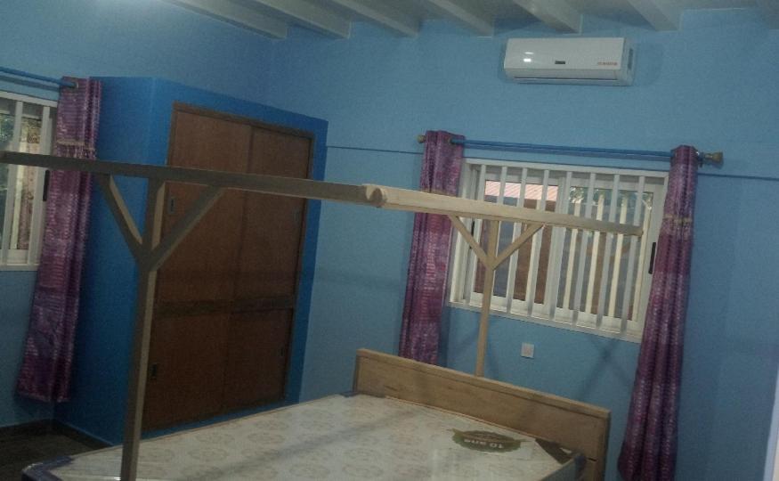 Maison Charlotte Forever Chambre D'Hotes Chez Un Couple Belgo Togolais 洛美 外观 照片